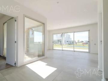 Venta Casa 4 dormitorios a estrenar, con balcón, 203m2, Puertos Riberas, Zona Norte | Inmuebles Clarín