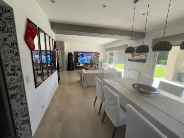 Venta Casa 4 dormitorios, Norte, 1 cochera, Colectora Este Ramal Escobar 0, Septiembre | Inmuebles Clarín