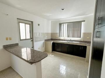 VENTA CASA 4 RECÁMARAS 2 EN PLANTA BAJA CERCA DE AVENIDA EN LAS AMERICAS