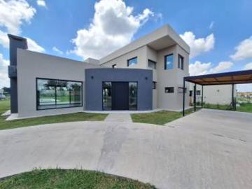 VENTA CASA 5 AMB, CARDALES GRAN PILETA Y JARDIN
