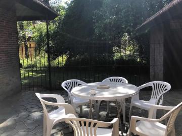 Venta Casa 5 dormitorios 30 años, 4 cocheras, 240m2, Congrio 300, Zona Iglesia, Costa Atlantica | Inmuebles Clarín