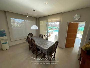 Venta Casa 7 años 4 dormitorios, 380m2, 2 cocheras, Acceso Oeste, Terravista, General Rodriguez | Inmuebles Clarín