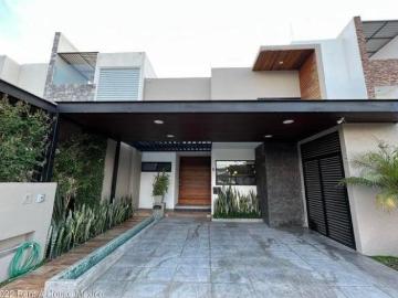 VENTA Cañadas del Lago. Casa de segunda mano, cuarto de servicio, estudio