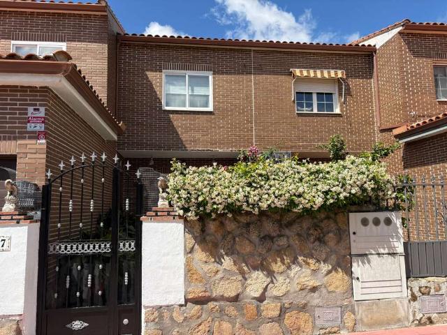 VENTA CHALET MONTEARAGON!