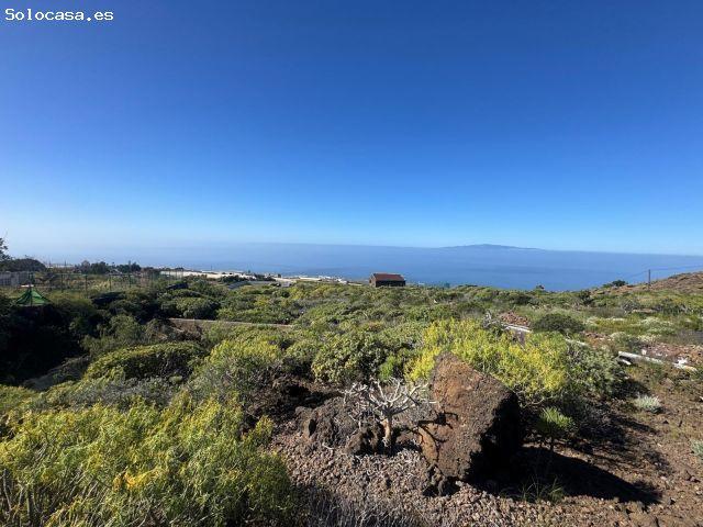 VENTA de 882 m2 de naturaleza, vistas infinitas al Atlántico y a 410 metros sobre el nivel del