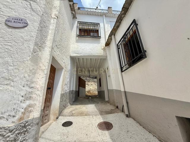 VENTA DE 2 CASAS EN LA ALPUJARRA GRANADINA