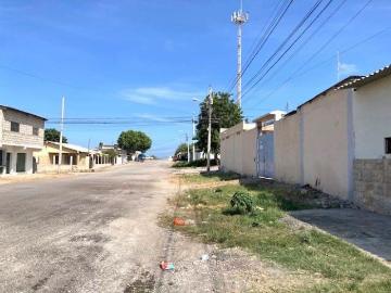 CASA EN VENTA 2 CONSTRUIDAS EN 1 SOLAR EN LA LIBERTAD Casa en Venta en La Libertad 6 DE DICIEMBRE