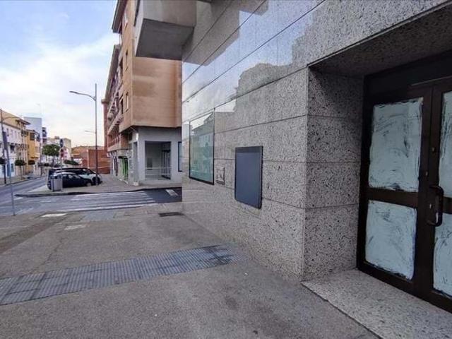 Venta de 2 Locales en Calle SOR VALENTINA MIRON Nº 27 Plasencia Cáceres