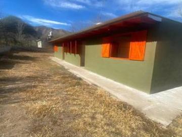 VENTA DE 2 PROPIEDADES A ESTRENAR C INCREÍBLE VISTA EN STA MARÍA DE PUNILLA 1699