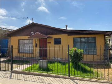 TERRENO EN VENTA, CON TRES CASAS, QUILPUE