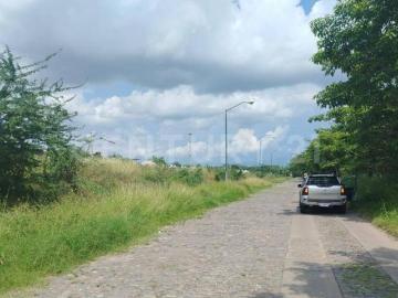 VENTA DE TERRENO COMERCIAL EN MILENIO III