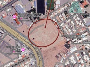 Venta de Terreno Comercial por Perif?rico de la Juventud, Armma