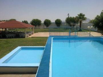 VENTA DE TERRENO CON ALBERCA