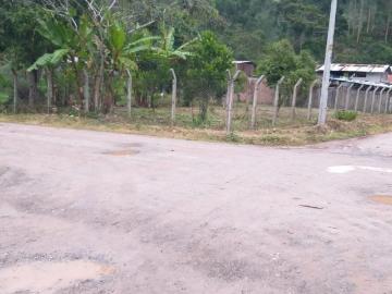Venta de Terreno de 600 m² en el Barrio Industrial Villa Rica, Oxapampa