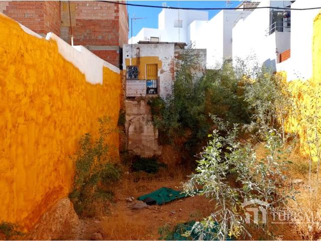 Venta de terreno edificable con proyecto