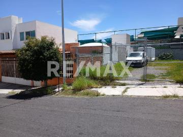 VENTA DE TERRENO EN COLINAS DEL CIMATARIO