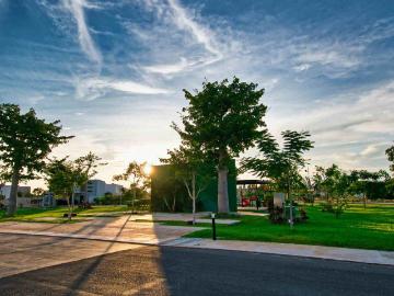 VENTA DE TERRENO EN EXCLUSIVA PRIVADA LUNARE CHOLUL