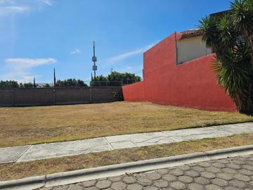 VENTA DE TERRENO EN FRACCIONAMIENTO BOSQUES DE ANGELOPOLIS DE 324 MTS, SOBRE ATLIXCAYOTL Y ANGELOPO