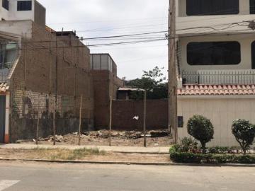 Venta de Terreno en Los Olivos