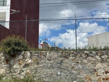 VENTA DE TERRENO EN PUERTA DE HIERRO