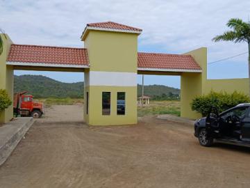 Venta de terreno en Puerto Cayo CREDITO DIRECTO