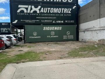 Venta de terreno en plaza comercial Real del Sur en Blvd. Durango El Eden