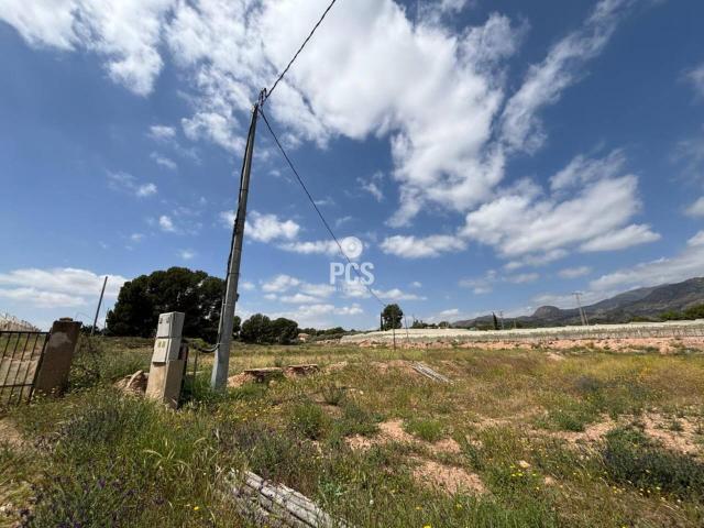 Venta de terreno en Totana