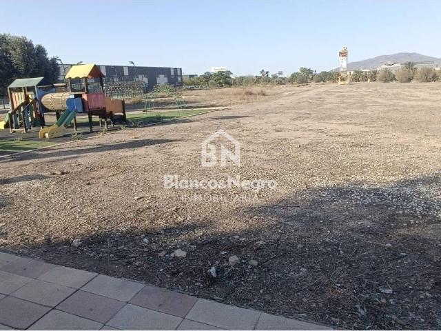 Venta de terreno en Totana
