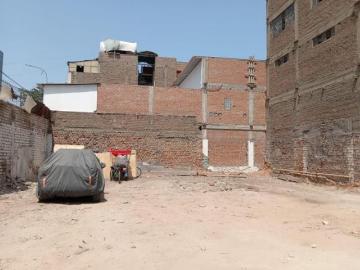 Venta de terreno es esquina de 400m2 en Gamarra La Victoria