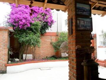 Venta de Terreno: 226 m2 construye 7 depas  o reconstruye 2 casas. Narvarte Ote