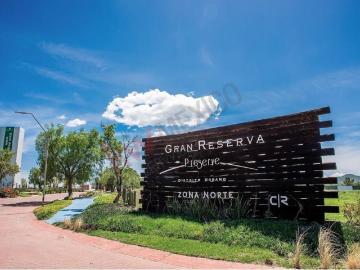 Venta de terrenos residenciales en queretaro con amenidades de un bosque y mas