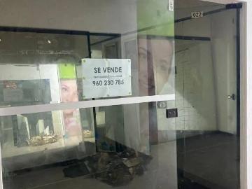 VENTA DE TIENDA EN CENTRO COMERCIAL MALENA EN MAGDALENA DEL MAR