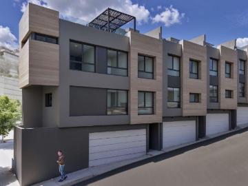 VENTA DE TOWNHOUSE EN MADERO SUR