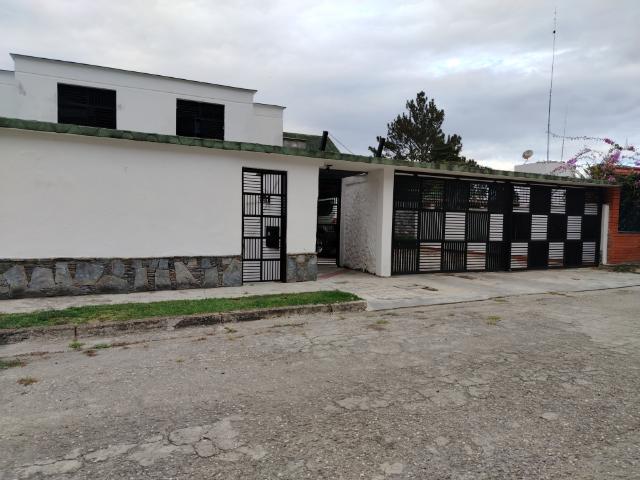 Venta de Casa Urb. El Placer Calle Ciega Clima Montaña