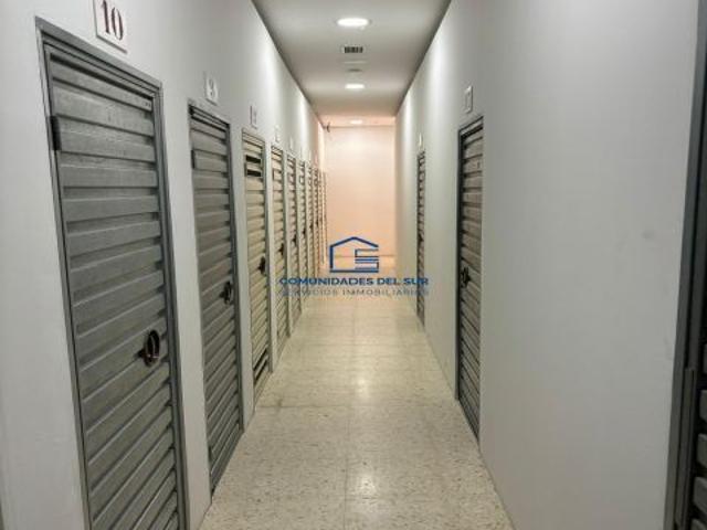 Venta de Trasteros en el Centro Comercial Vistahermosa