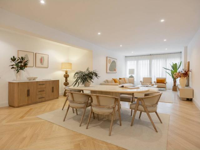 Venta de un espacioso piso en Madrid Capital