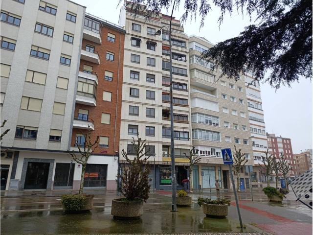 Venta de un piso en León Capital