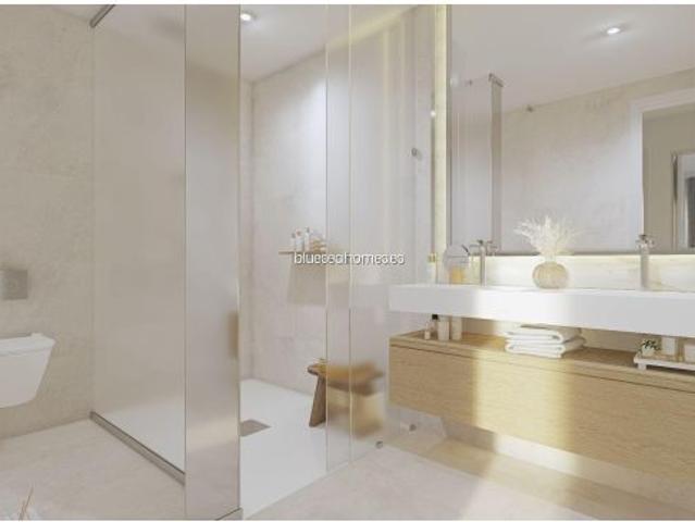 Venta de villa con cuatro dormitorios en Fuengirola, Málaga, Costa del Sol