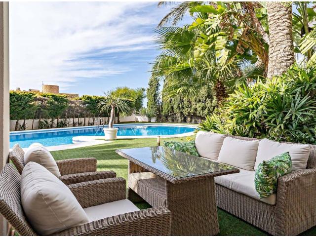 Venta de Villa en El Ejido