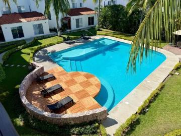 Venta de Villa Moderna en Condominio Casa Arrecife