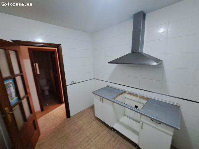 Venta de Vivienda y 2 plazas de garaje en Lepe, Huelva