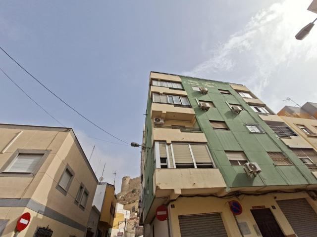 VENTA DE VIVIENDA DE 3 DORMITORIOS TOTALMENTE EXTERIOR