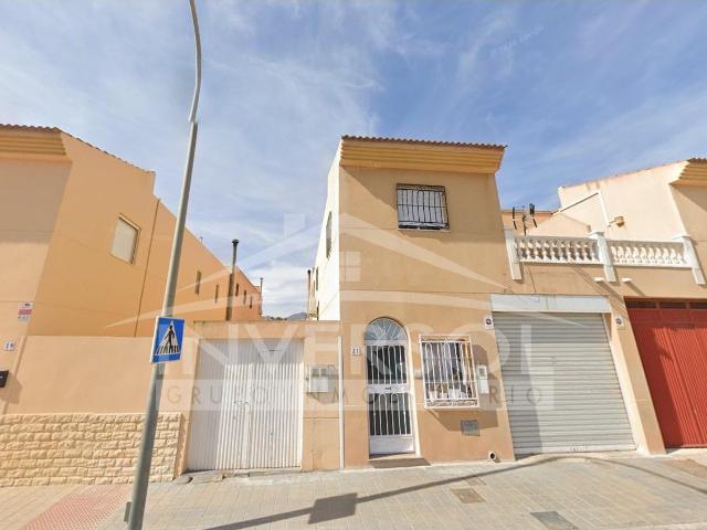 VENTA DE VIVIENDA DUPLEX EN NIJAR