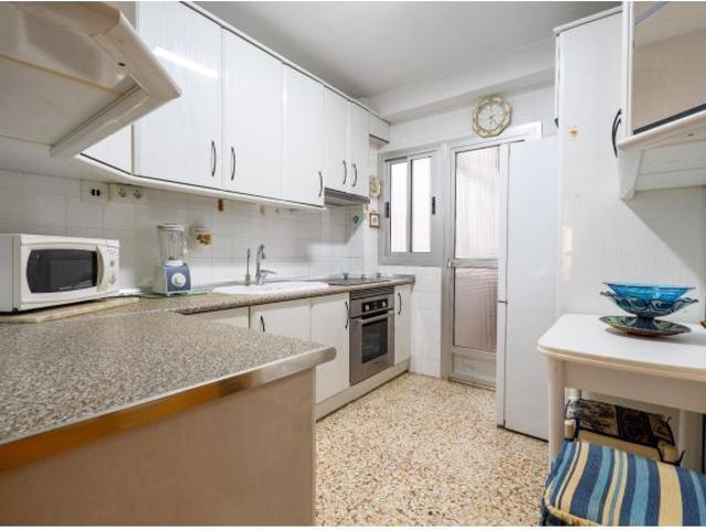 Venta de vivienda en una de las zonas con más historia de Almería