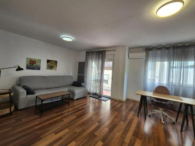VENTA DE VIVIENDA REFORMADA ZONA CAMPOAMOR / 2º SIN ASCENSOR