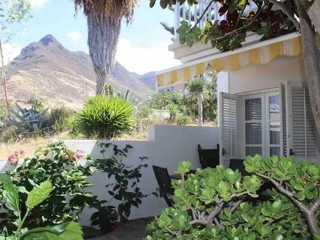 VENTA DE ADOSADO EN BAJAMAR LA LAGUNA