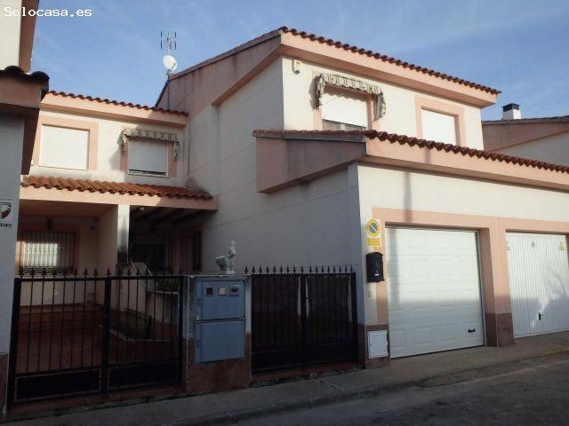 Venta de adosado en Cazalegas, Toledo. Activo inmobiliario Sin Posesión, No se puede Visitar, Ni Fin
