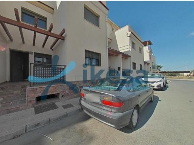 VENTA DE ADOSADO EN TÍJOLA ALMERÍA