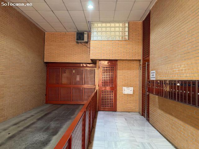 Venta de amplia plaza garaje