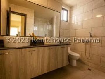 Venta de Apartamento con 109m2 en Alto Boquete PH Hacienda Los Molinos 27 478SR | 2 recámaras por 235512.00 en Alto Boquete